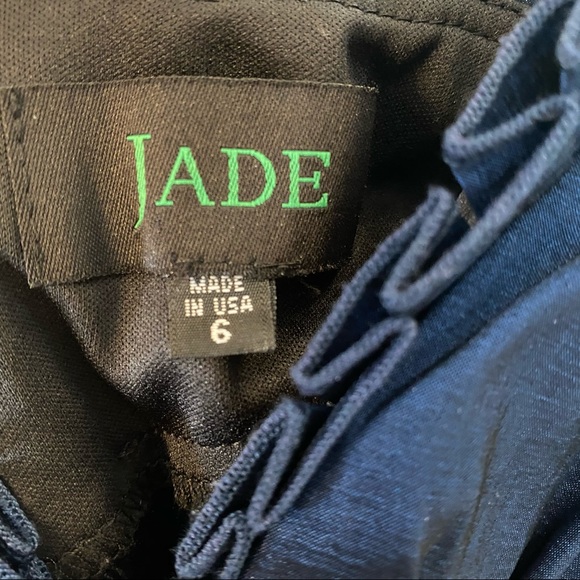 Pretty blue special occasion dress low neckline - Picture 3 of 5